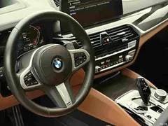 2022 BMW 6 Series GT 630i M Sports Package — фото 11
