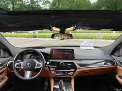 2022 BMW 6 Series GT 630i M Sports Package — фото 17