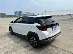 2022 Toyota Yaris L Zhixuan X 1.5L CVT Leading Plus, белый — фото 16