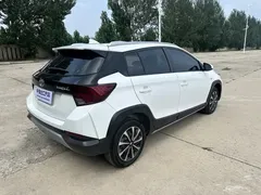 2022 Toyota Yaris L Zhixuan X 1.5L CVT Leading Plus, белый — фото 18