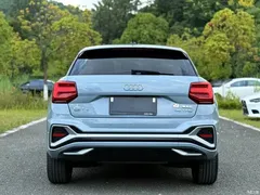 2022 Audi Q2L 35 TFSI aggressive and dynamic — фото 5