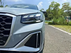 2022 Audi Q2L 35 TFSI aggressive and dynamic — фото 10