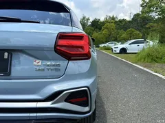 2022 Audi Q2L 35 TFSI aggressive and dynamic — фото 16
