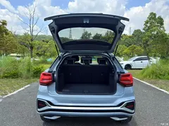 2022 Audi Q2L 35 TFSI aggressive and dynamic — фото 17