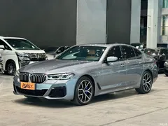 2022 BMW 5 Series Imported Modified 530i Fashion M Sports Package — фото 1