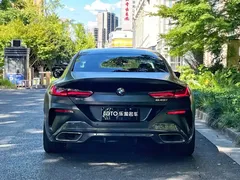 2021 BMW 8 Series 8 840i xDrive M, чёрный — фото 5