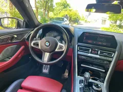 2021 BMW 8 Series 8 840i xDrive M, чёрный — фото 7