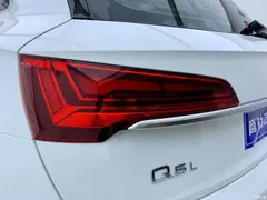 2022 Audi Q5L 40T Fashionable and Elegant — фото 8