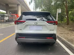 2021 Toyota RAV4 2.0L CVT 2WD Fashion PLUS — фото 5