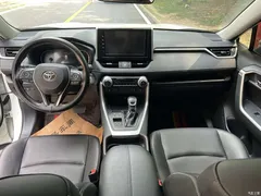 2021 Toyota RAV4 2.0L CVT 2WD Fashion PLUS — фото 8