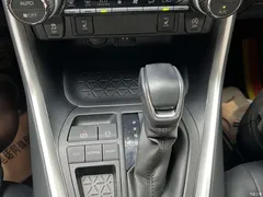 2021 Toyota RAV4 2.0L CVT 2WD Fashion PLUS — фото 9
