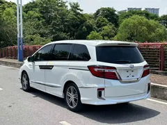 2019 Honda Elysion 2.0L Hybrid Luxury, белый — фото 2