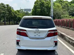 2019 Honda Elysion 2.0L Hybrid Luxury, белый — фото 3