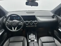 2022 Mercedes-Benz GLA 180, белый — фото 7