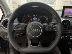 2022 Audi Q2L 35 TFSI Fashion Sport, чёрный — фото 17
