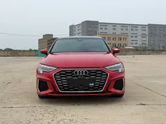 2022 Audi A3 Sportback 35 TFSI — фото 2