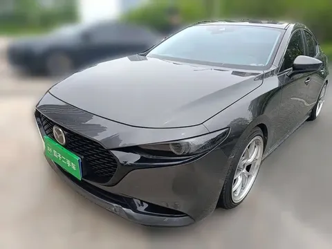 2022 Mazda 3 2.0L AT