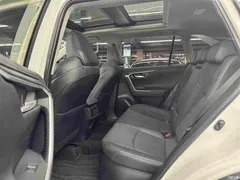 2023 Toyota Wildlander Hybrid 2.5L E-CVT 4WD Premium — фото 8