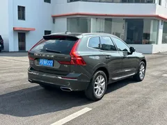 2021 Volvo XC60 4WD Zhiyi Luxury — фото 4