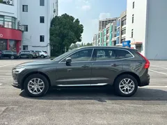2021 Volvo XC60 4WD Zhiyi Luxury — фото 7