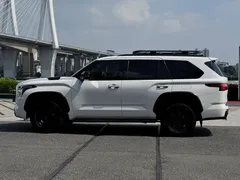 2023 Toyota Sequoia 3.4T TRD Pro, белый — фото 21