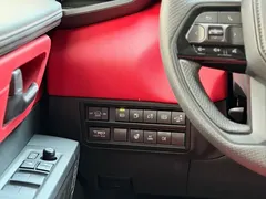 2023 Toyota Sequoia 3.4T TRD Pro, белый — фото 34