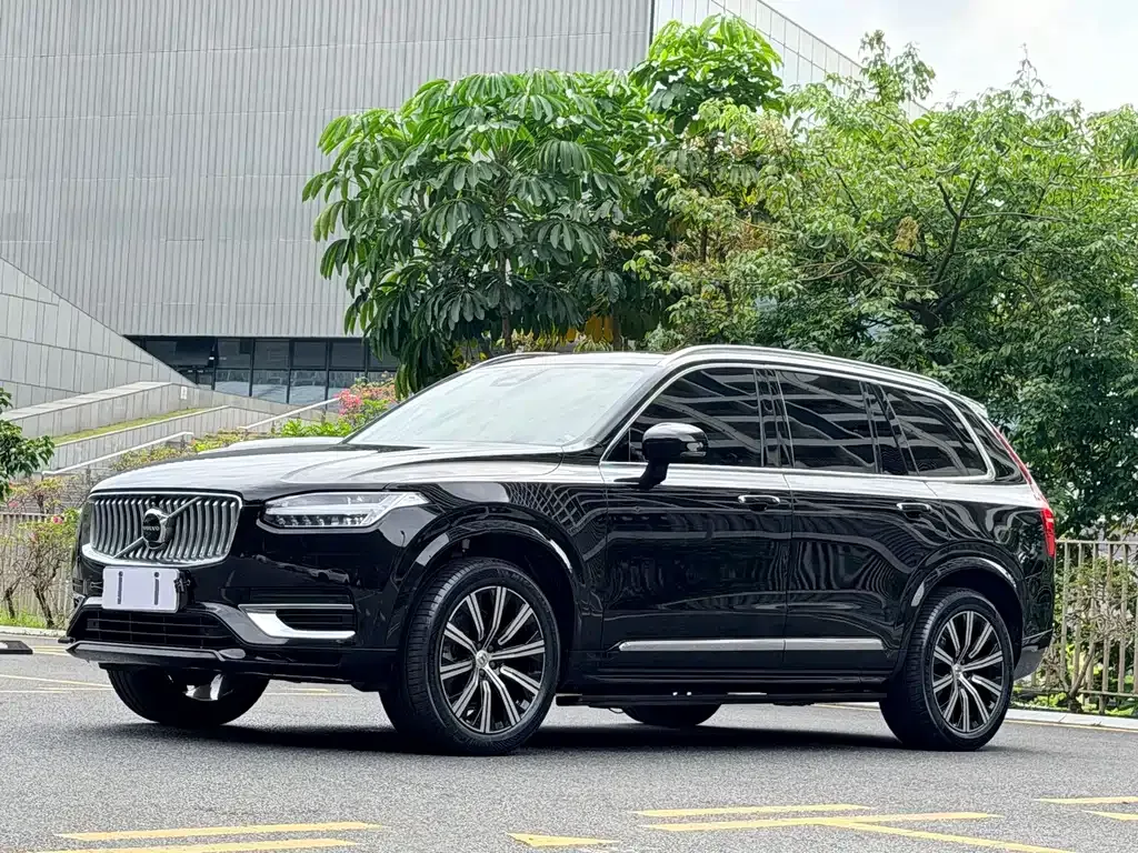 2023 Volvo XC90 7-seater