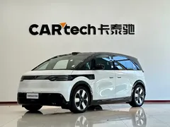 2025 Zeekr Mix Smart Driving, белый — фото 1