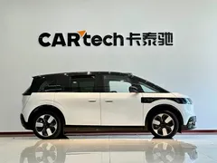 2025 Zeekr Mix Smart Driving, белый — фото 4