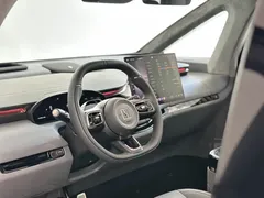 2025 Zeekr Mix Smart Driving, белый — фото 9