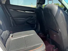 2023 Kia Seltos 1.5L CVT Luxury, белый — фото 10