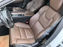2021 Volvo XC60 4WD Luxury, белый — фото 7