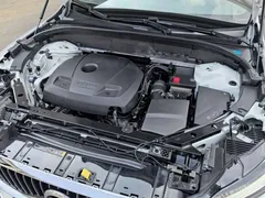 2021 Volvo XC60 4WD Luxury, белый — фото 10