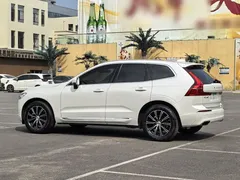 2021 Volvo XC60 4WD Luxury, белый — фото 22