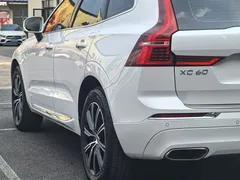 2021 Volvo XC60 4WD Luxury, белый — фото 25