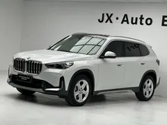 2023 BMW X1 X, белый — фото 1