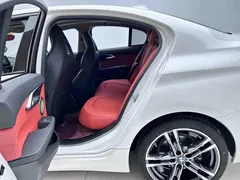 2021 BMW 1 Series 125i M Sport Night Edition, белый — фото 7