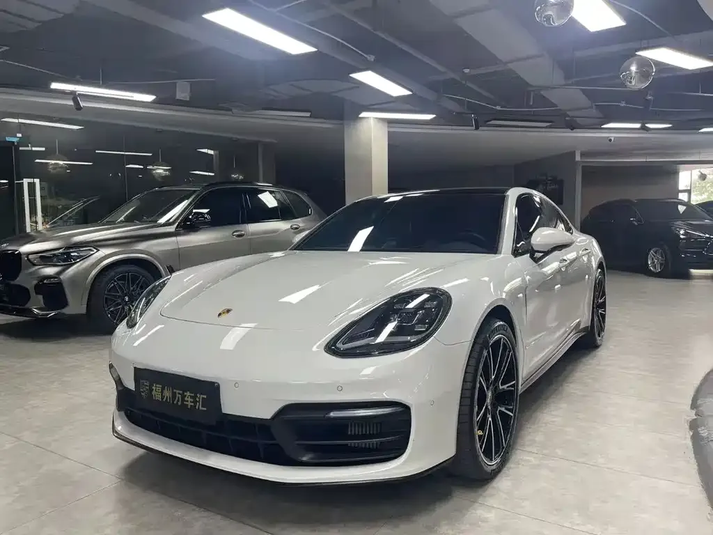 2022 Porsche Panamera 2.9T