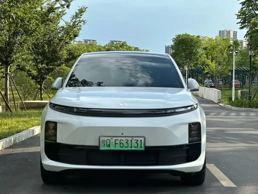 2024 Li Auto L6 Pro