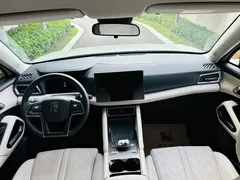 2024 BYD Yuan UP 401km Leading, белый — фото 11