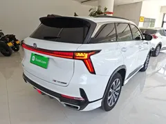 2023 Changan CS75 PLUS 3rd Gen 1.5T AT Premium, белый — фото 5