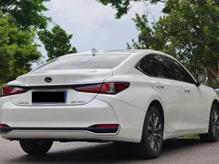 2022 Lexus ES 200, белый — фото 4