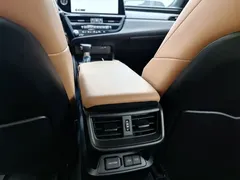 2022 Lexus ES 200, белый — фото 14