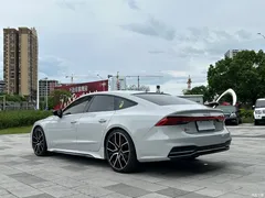 2022 Audi A7 45 TFSI Premium Selection — фото 6