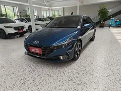 2022 Hyundai Elantra 1.5L CVT LUX Premium, синий — фото 1