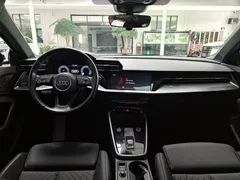 2021 Audi A3L Limousine 35 TFSI, зелёный — фото 11