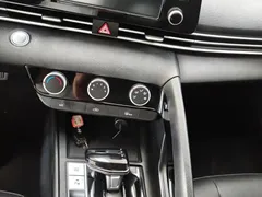 2023 Hyundai Elantra 1.5L CVT GLX Elite — фото 8
