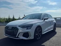 2022 Audi A3 Sportback 35 TFSI Fashion Sport, белый — фото 1