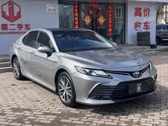 2021 Toyota Camry Hybrid 2.5HG Luxury — фото 3