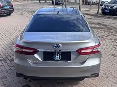 2021 Toyota Camry Hybrid 2.5HG Luxury — фото 4